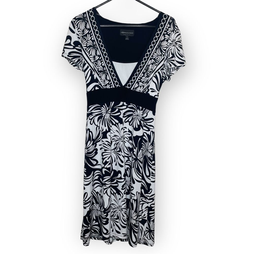 Connected apparel dress size 10